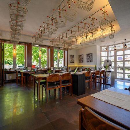 Otto'S Parkhotel Saarlouis Zewnętrze zdjęcie