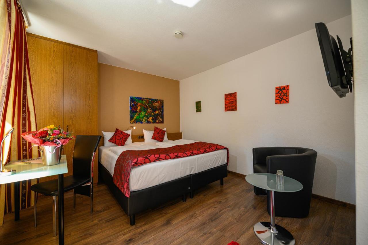 Otto'S Parkhotel Saarlouis Zewnętrze zdjęcie