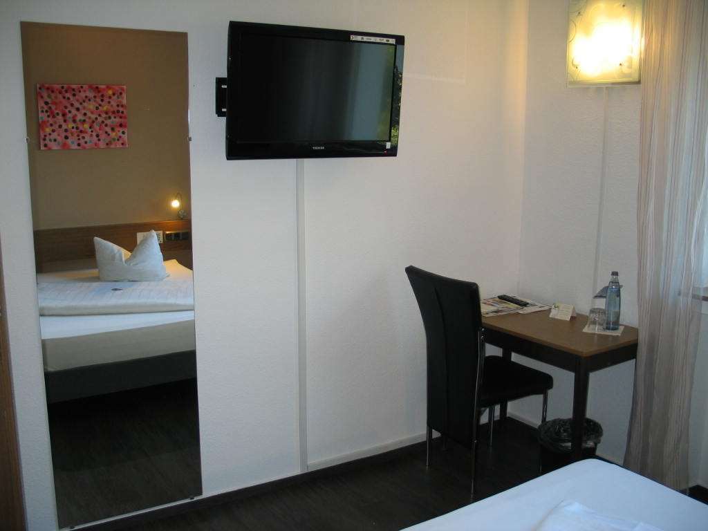 Otto'S Parkhotel Saarlouis Pokój zdjęcie